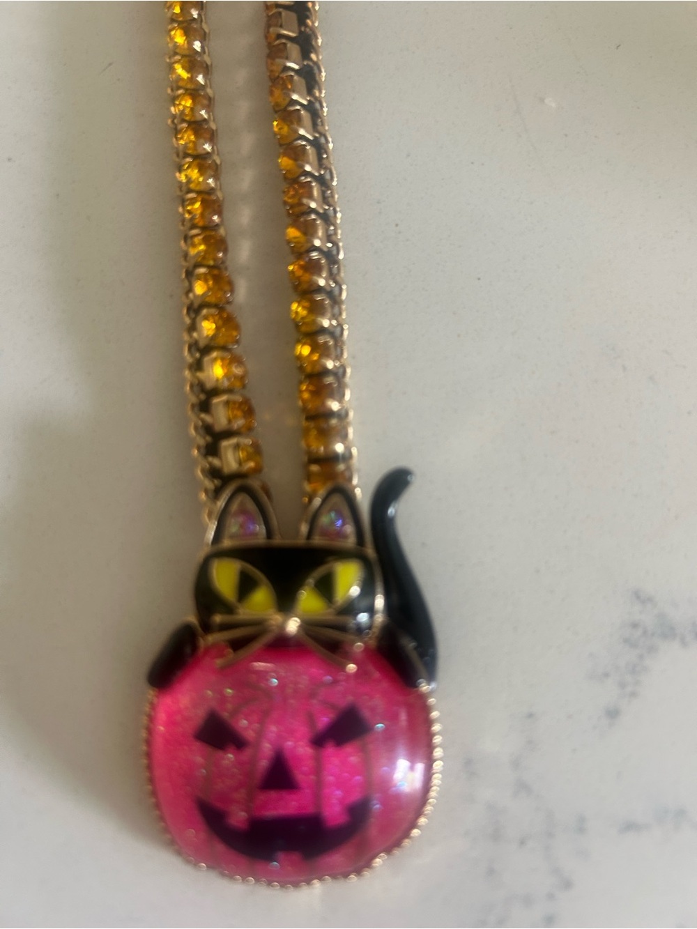 Betsey Johnson
Gold-Tone Cat Pumpkin Pendant Necklace - Pink Pumpkin - Picture 2 of 4
